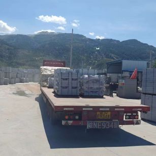 焦作 芝麻白仿形路沿石，直形路沿石