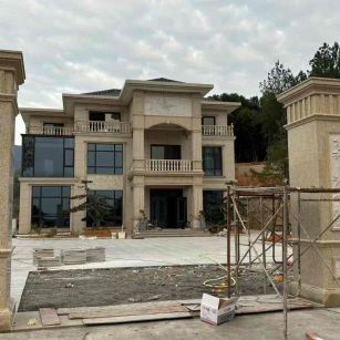 焦作 黄金麻花岗岩别墅雕花外墙干挂配上门口雕花罗马柱