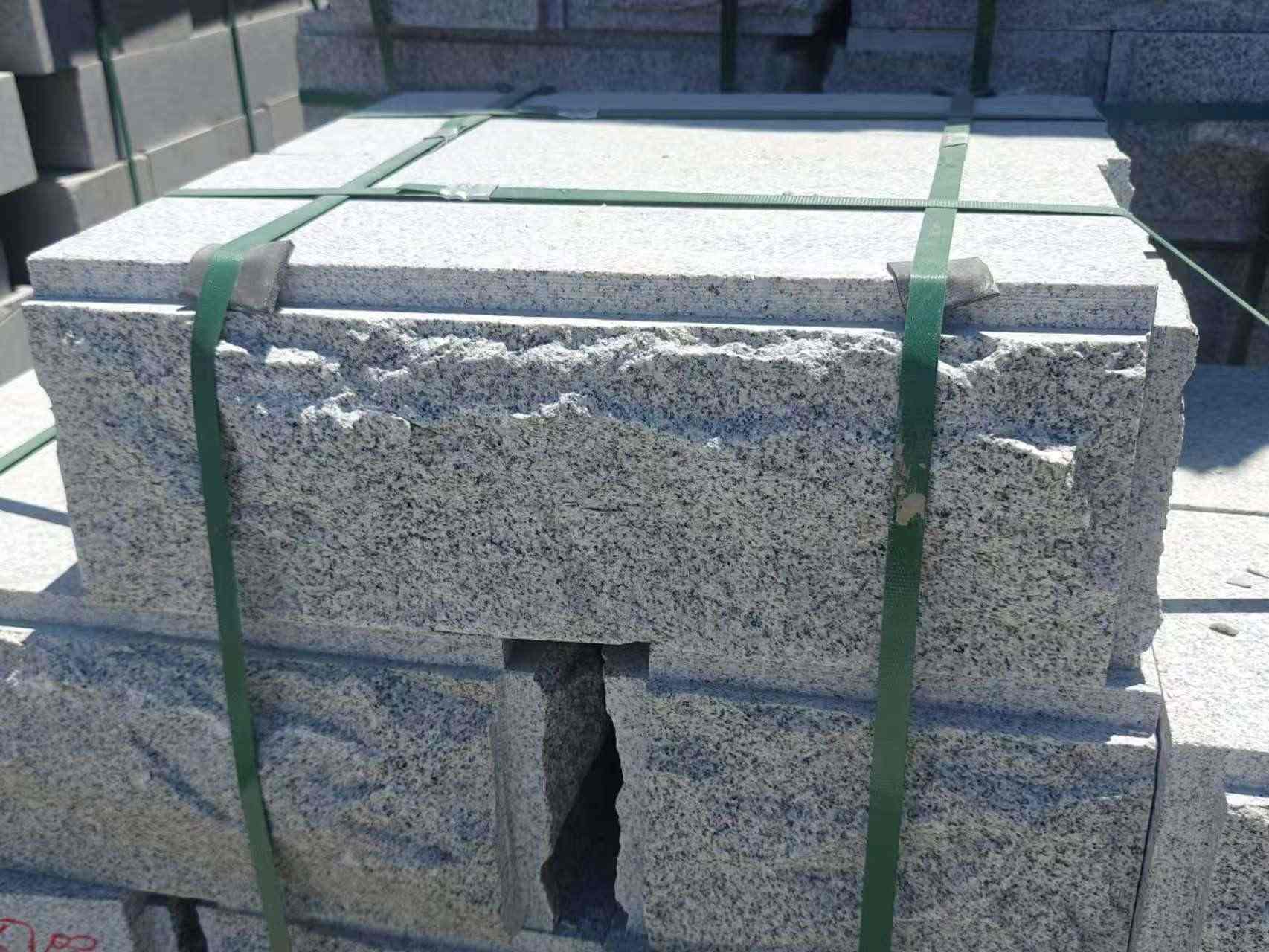 焦作 芝麻白花岗岩自然面成品