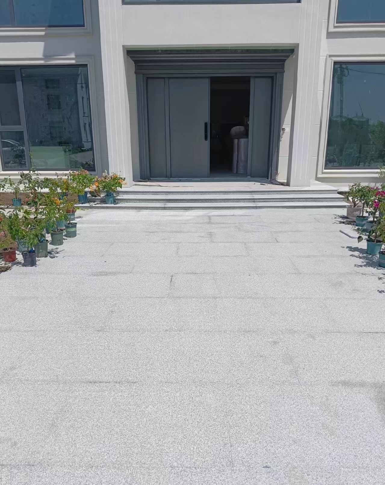 焦作 芝麻白花岗岩地铺石地面铺装