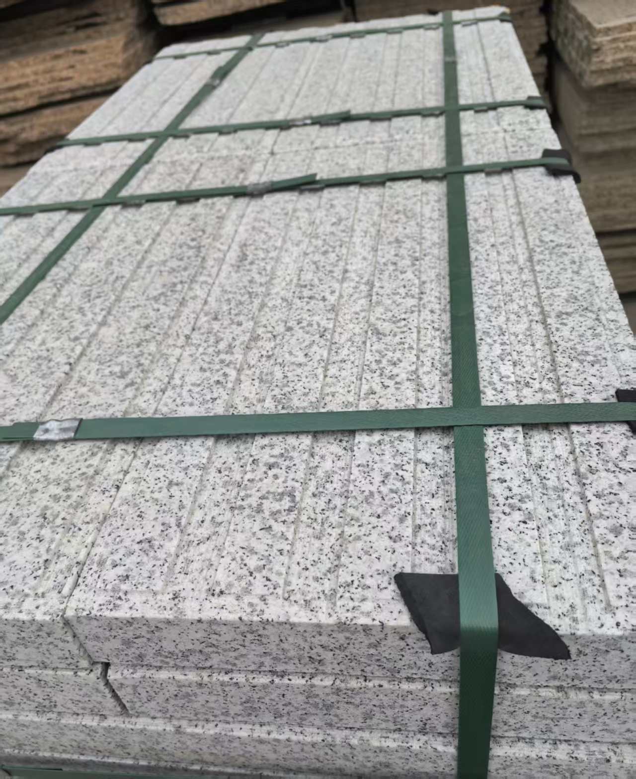 焦作 白麻花岗岩直行盲道石，盲条，地铺石