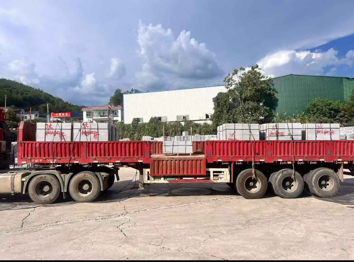 焦作 芝麻灰花岗岩地铺石出货日常