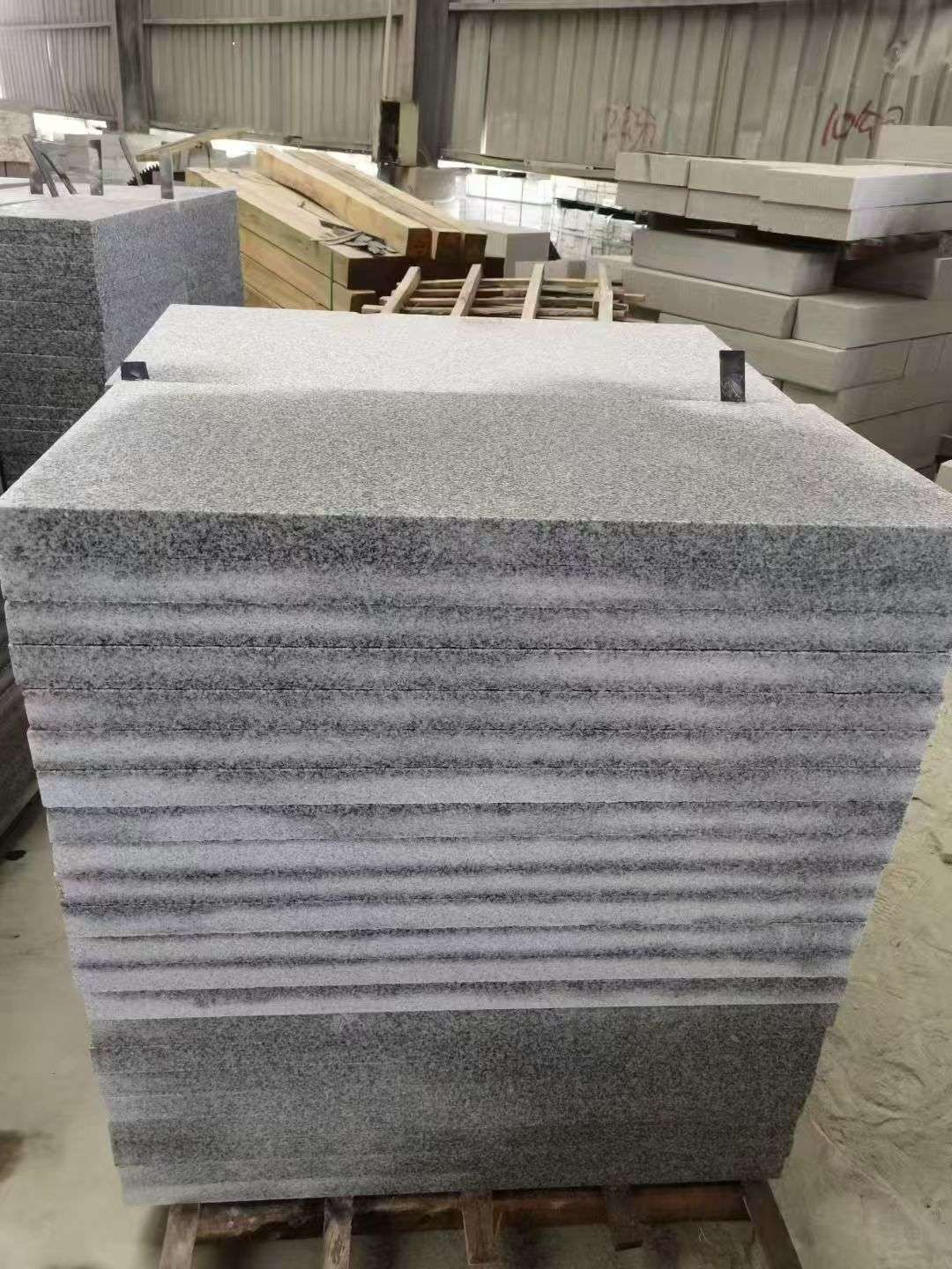 焦作 芝麻白5公分火烧地铺成品，900*400，规格可定制