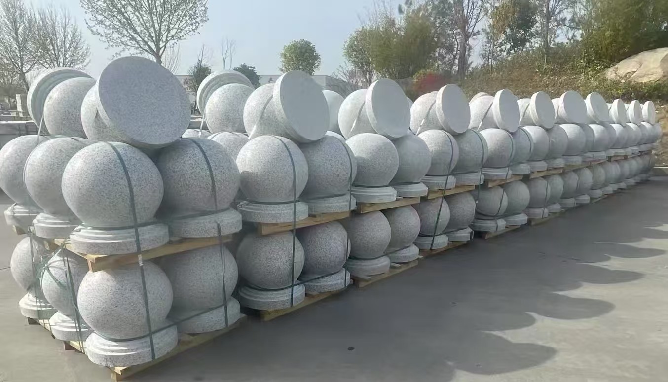 焦作 白麻花岗岩石材圆球，石球，挡车球，隔离球，景观石球，风水球等