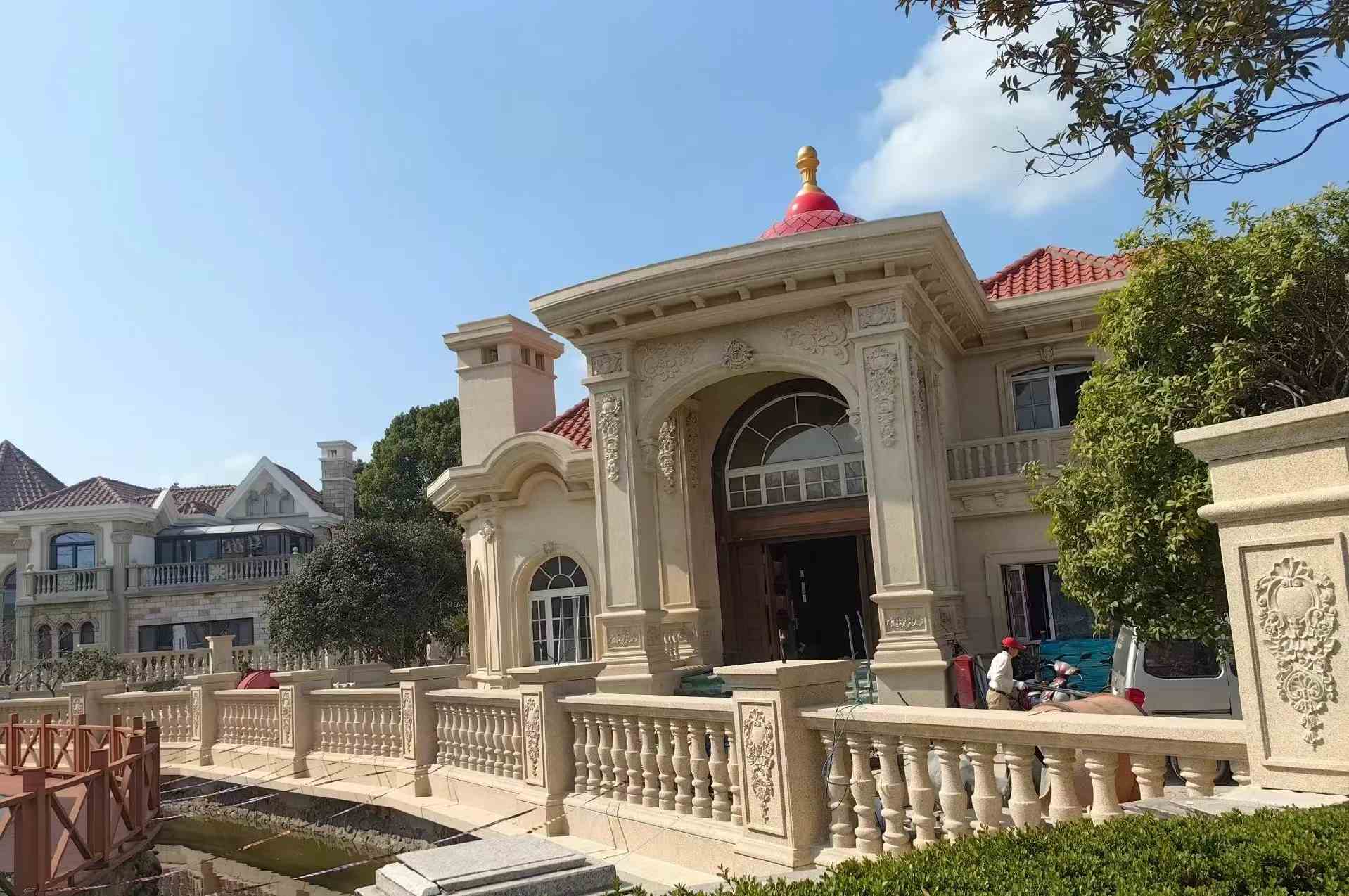 焦作 黄金麻花岗岩欧式别墅